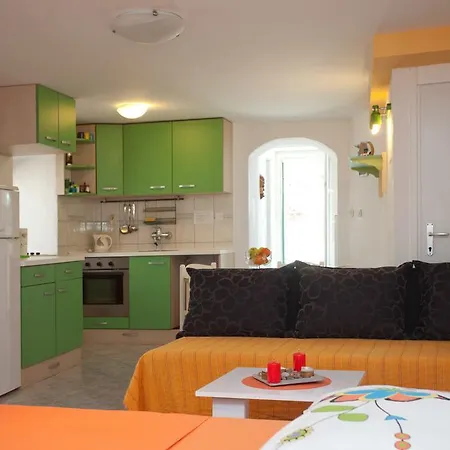 Old Town Apartment St Luke With Sunny Terrace Near Riva Appartamento *