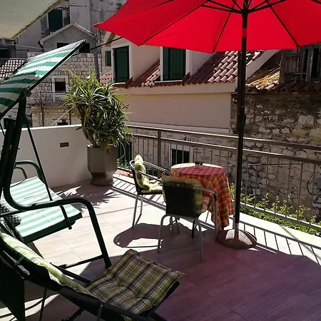 Apartman Old Town St Luke With Sunny Terrace Near Riva Split