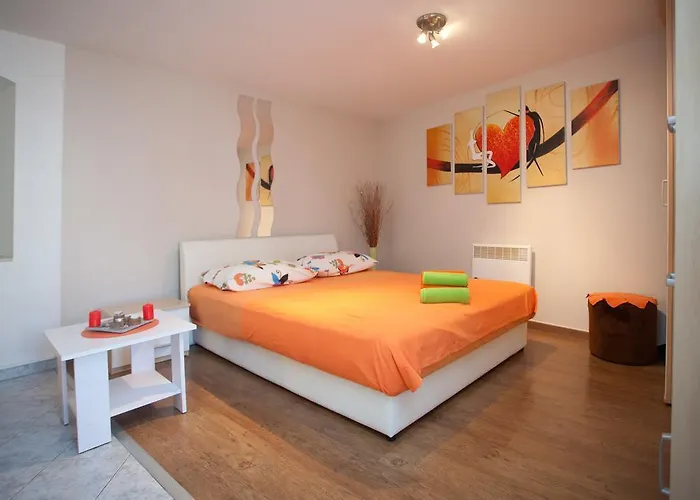 Old Town St Luke With Sunny Terrace Near Riva 스플리트